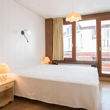 3 Pièces Au Pied Des Pistes, - Fr-1-449-59 Appartement